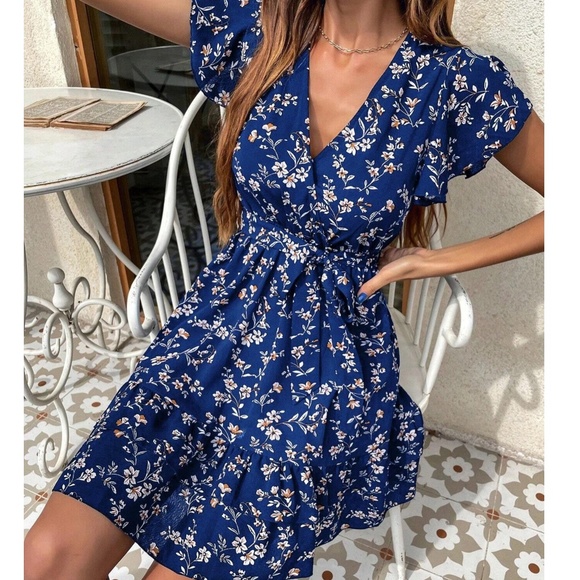 Boho Navy Blue Floral Lace Butterfly Sleeve Belted Mini Dress - Picture 4 of 13